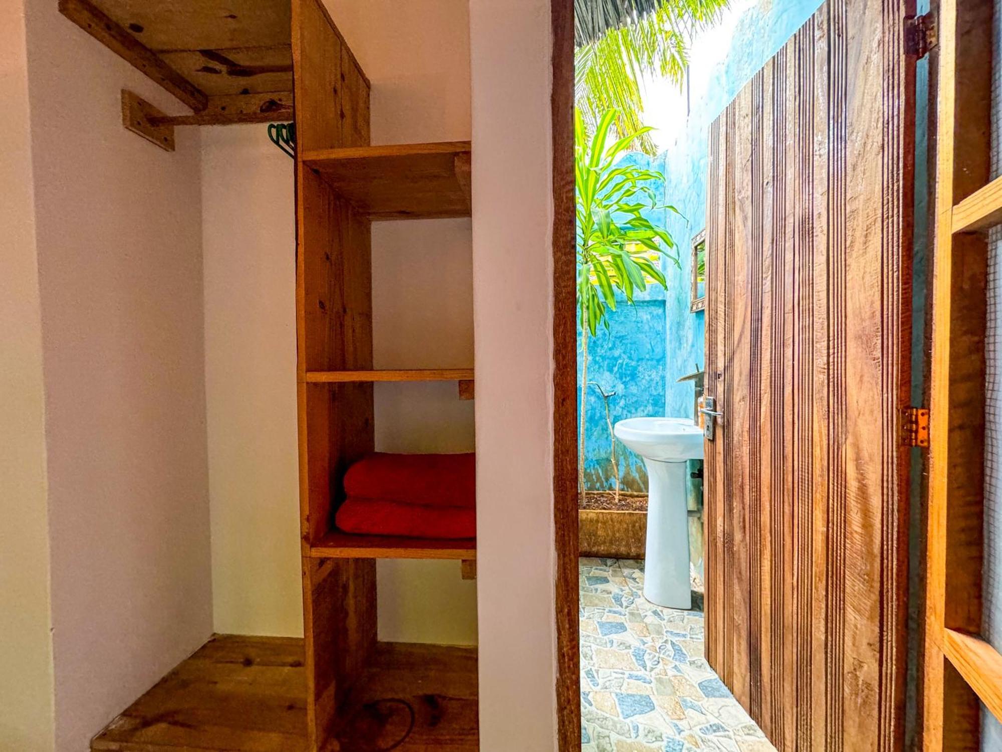 Sagando Bungalows Zanzibar Michamvi Екстериор снимка