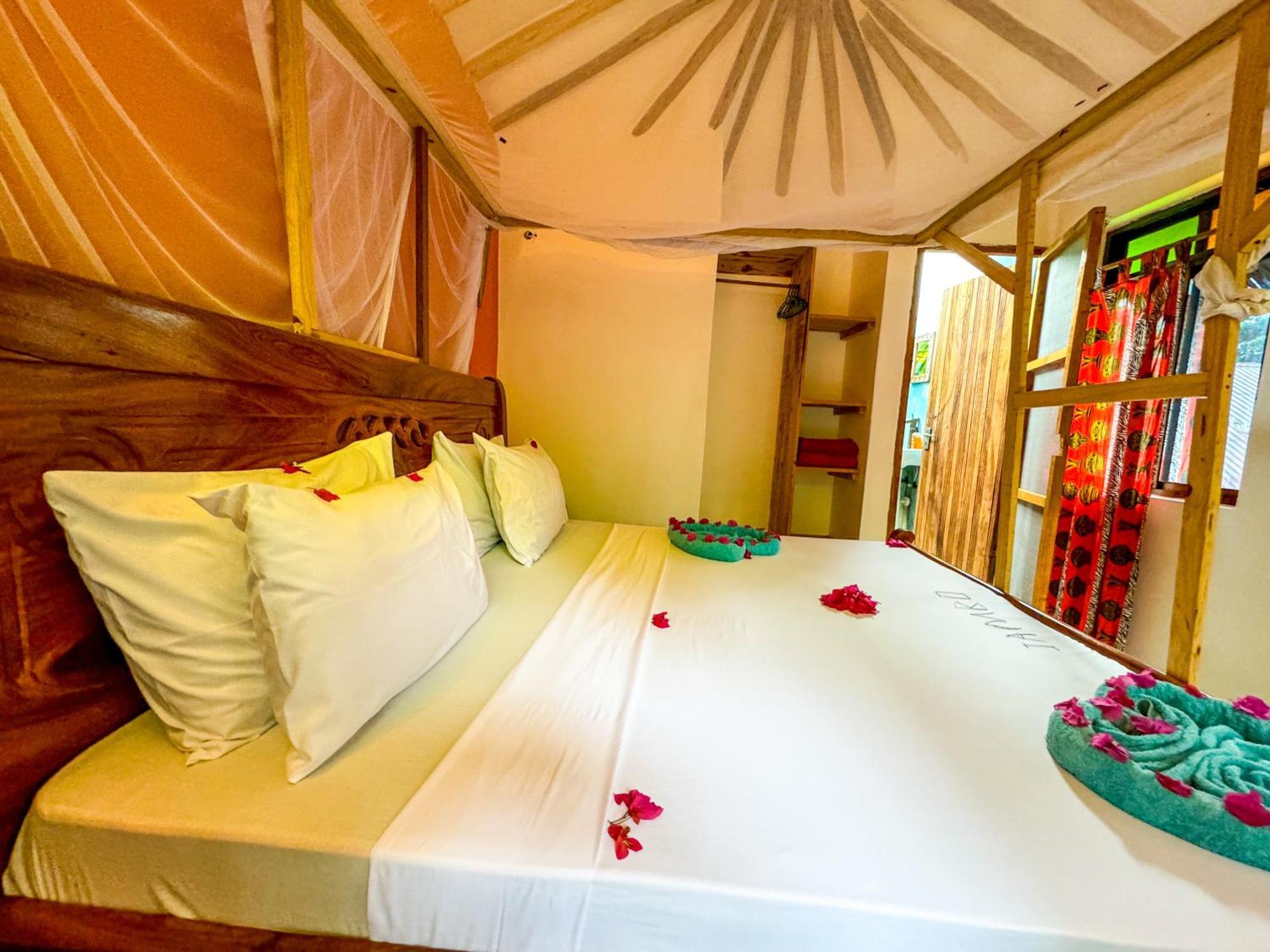 Sagando Bungalows Zanzibar Michamvi Екстериор снимка